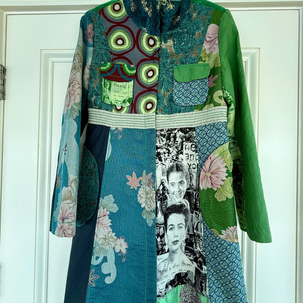 Desigual Vibrant Floral coat